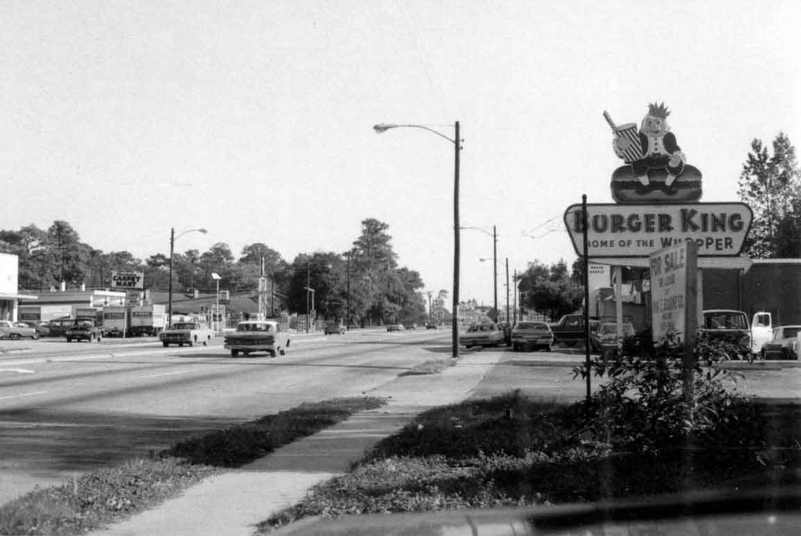 لوگوی قدیمی برگر کینگ در دهه 60 در کارولینای جنوبی